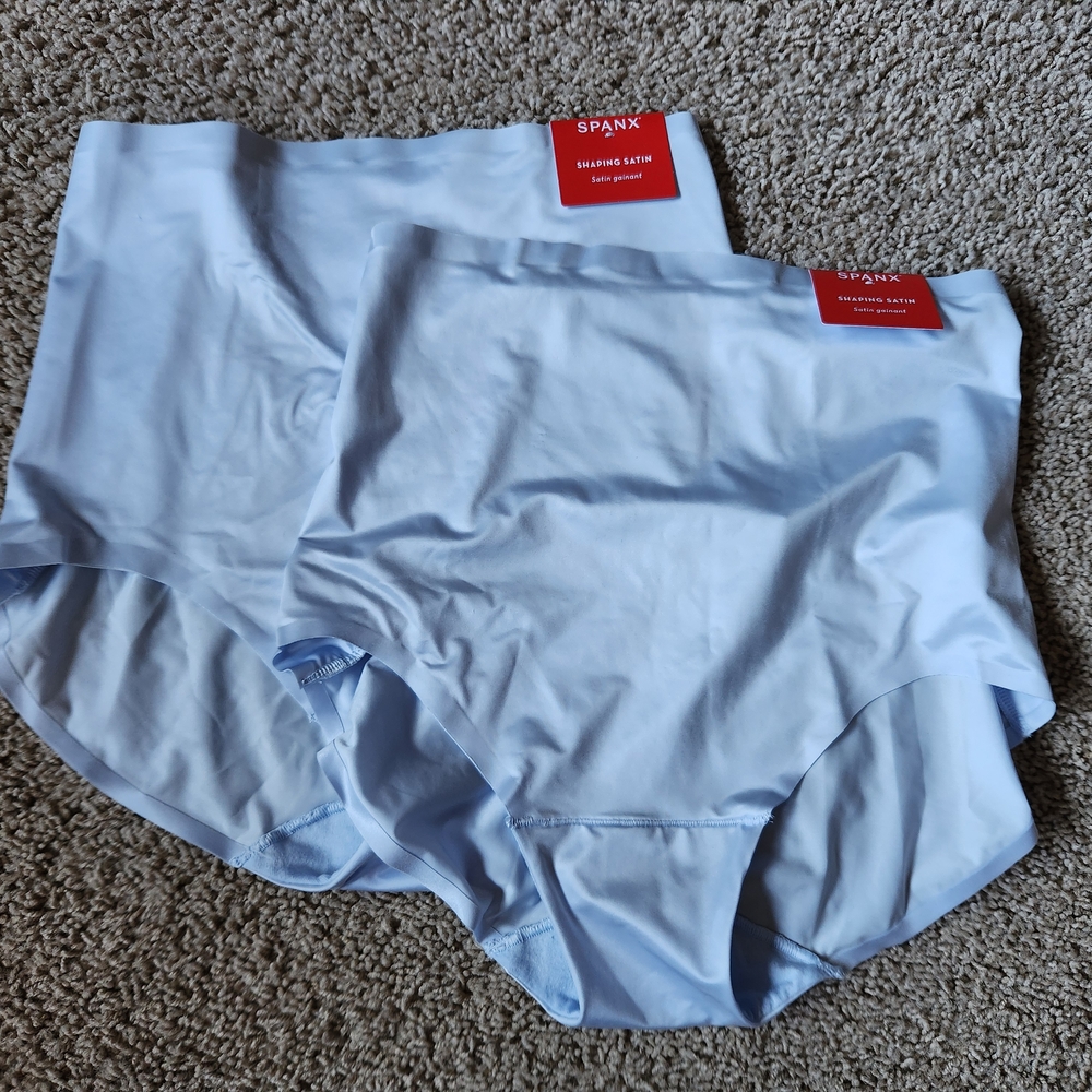 SPANX Womens Shaping Briefs - Light Blue